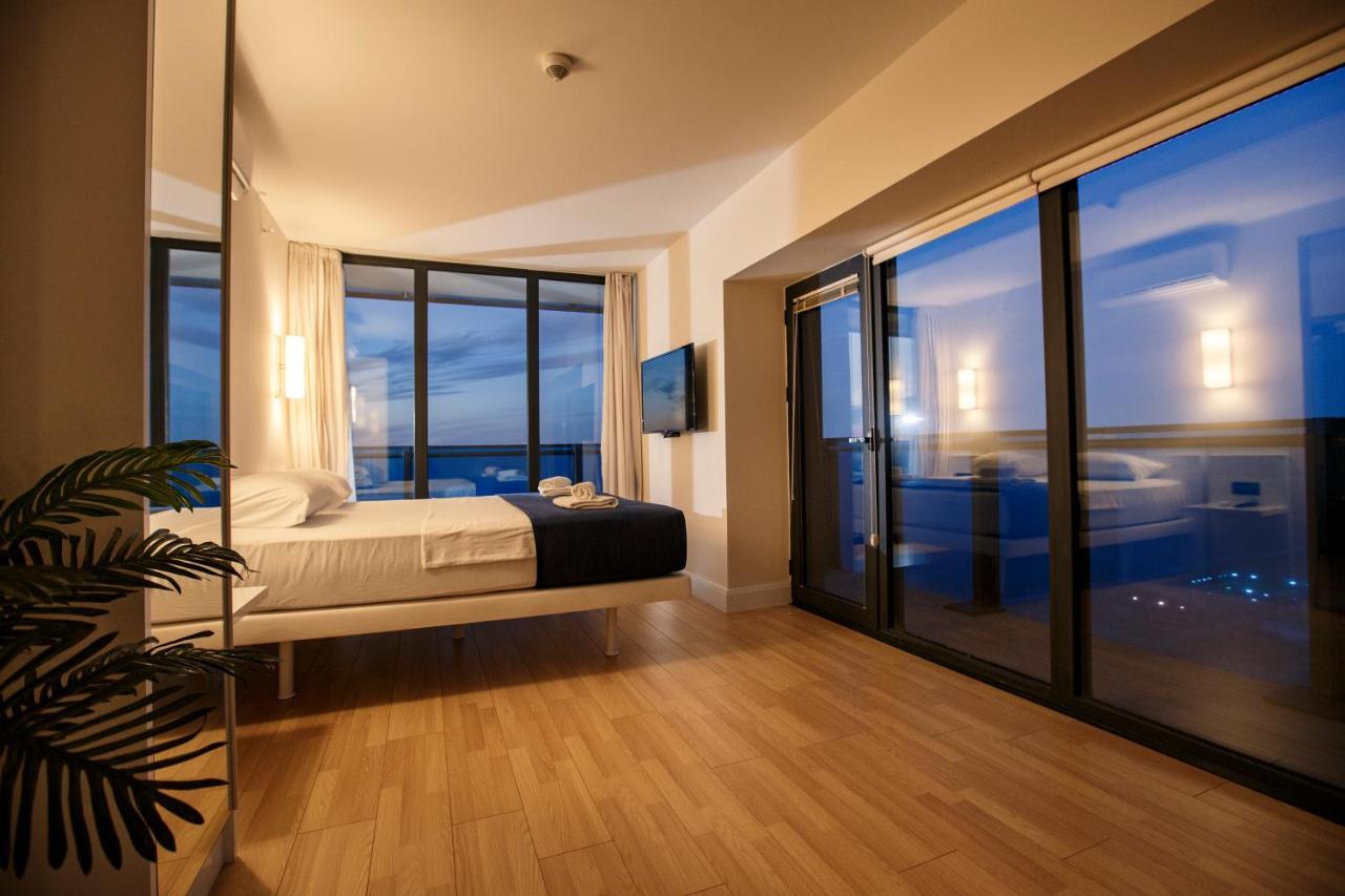 Panorama Orbi City Center Suite Sea View Batumi Exterior foto